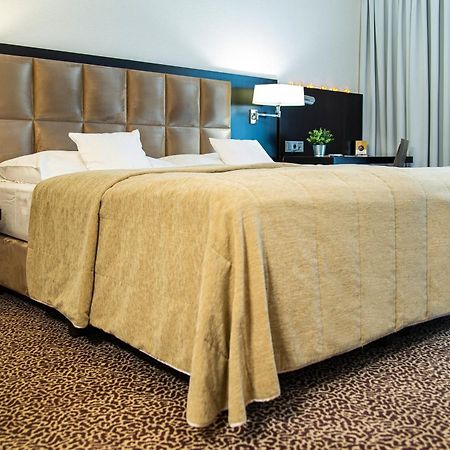 Hotel Avance Bratislava Exterior photo