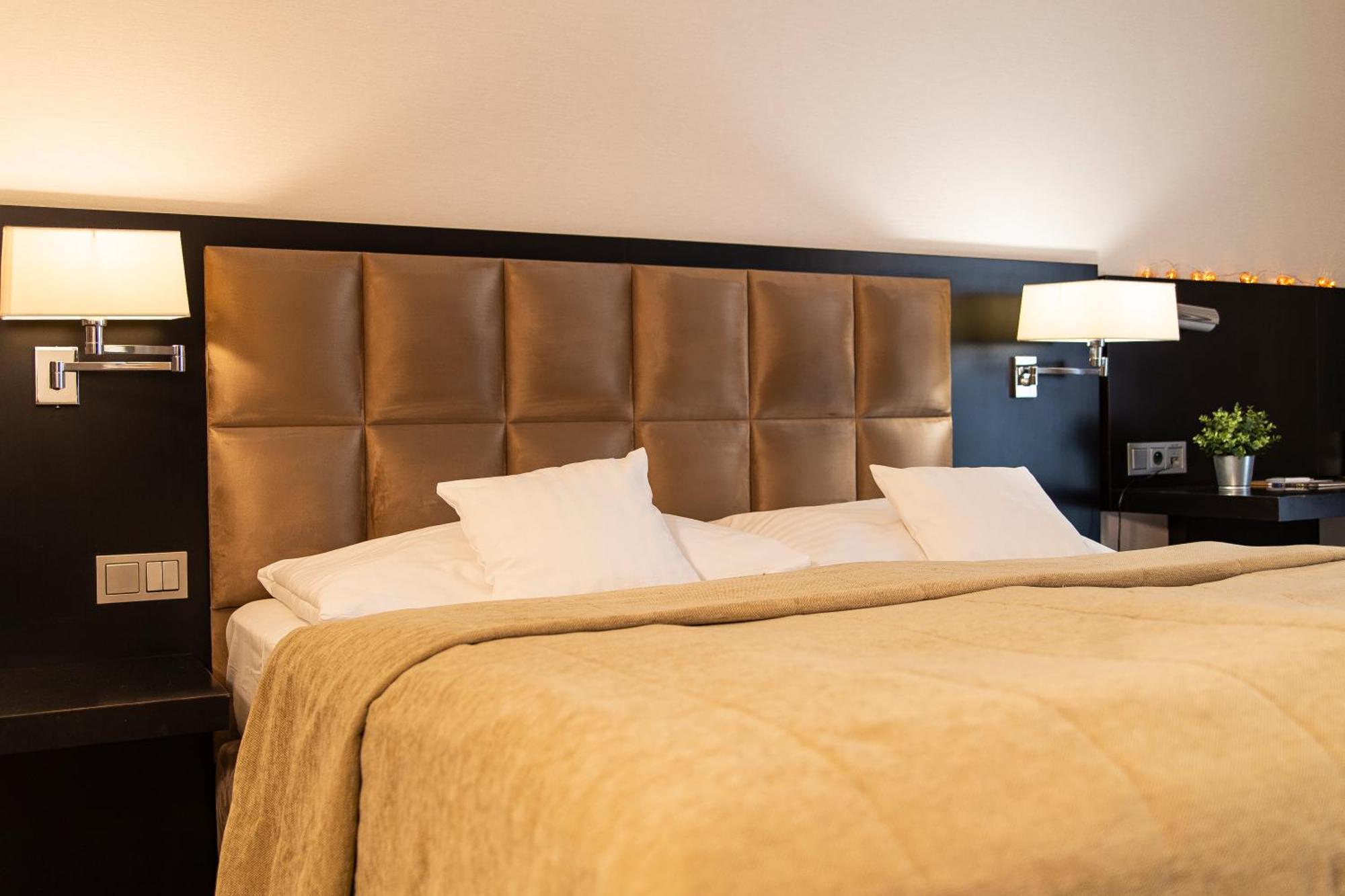 Hotel Avance Bratislava Exterior photo