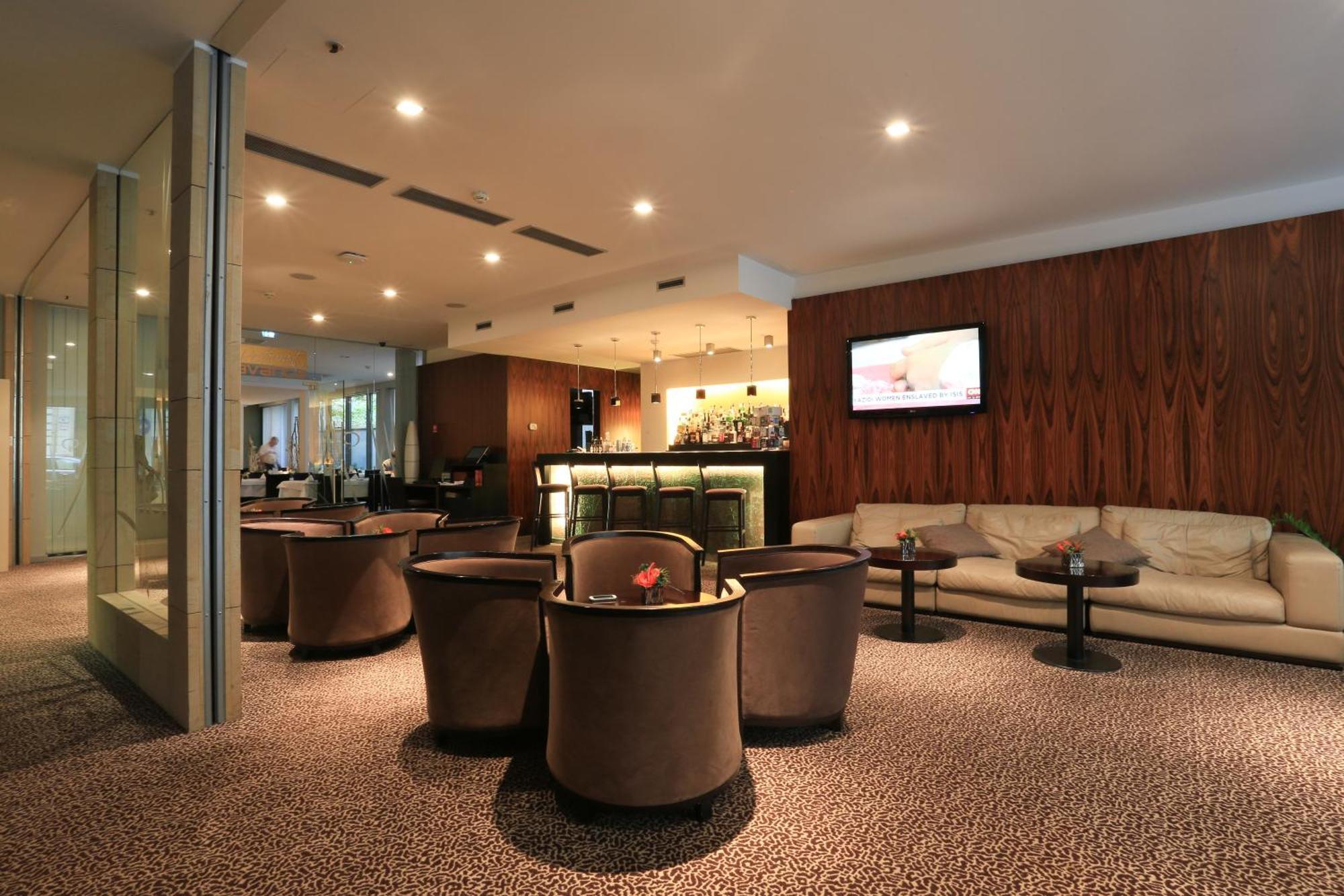 Hotel Avance Bratislava Exterior photo