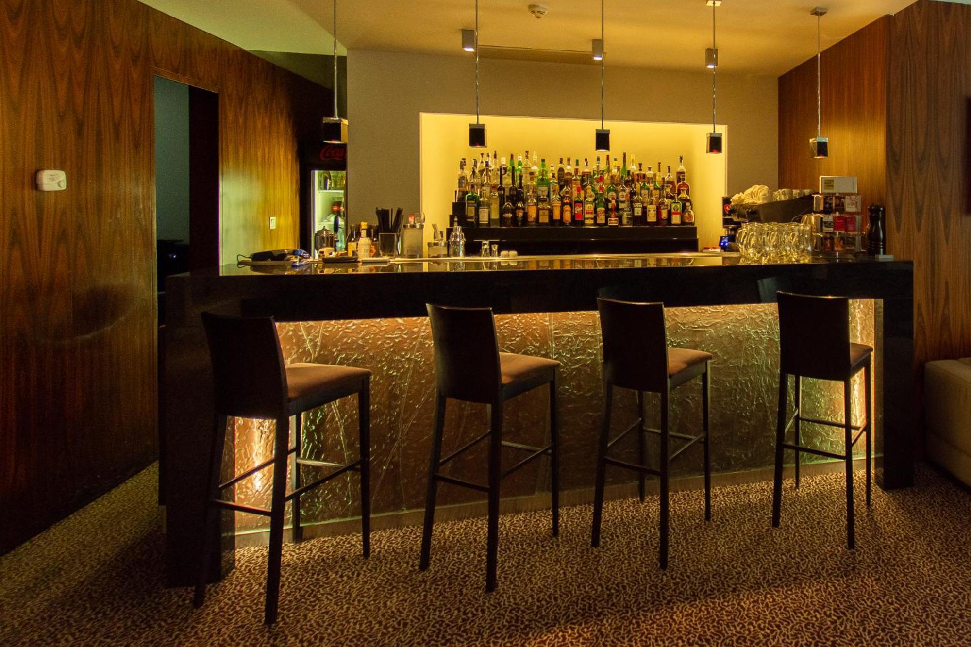 Hotel Avance Bratislava Exterior photo
